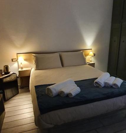 Piazza Martiri Rooms Cagliari Kültér fotó