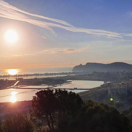 Piazza Martiri Rooms Cagliari Kültér fotó
