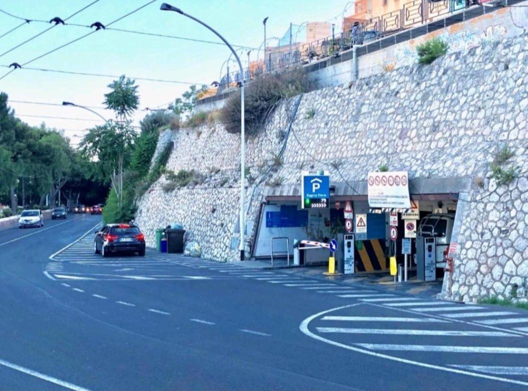 Piazza Martiri Rooms Cagliari Kültér fotó