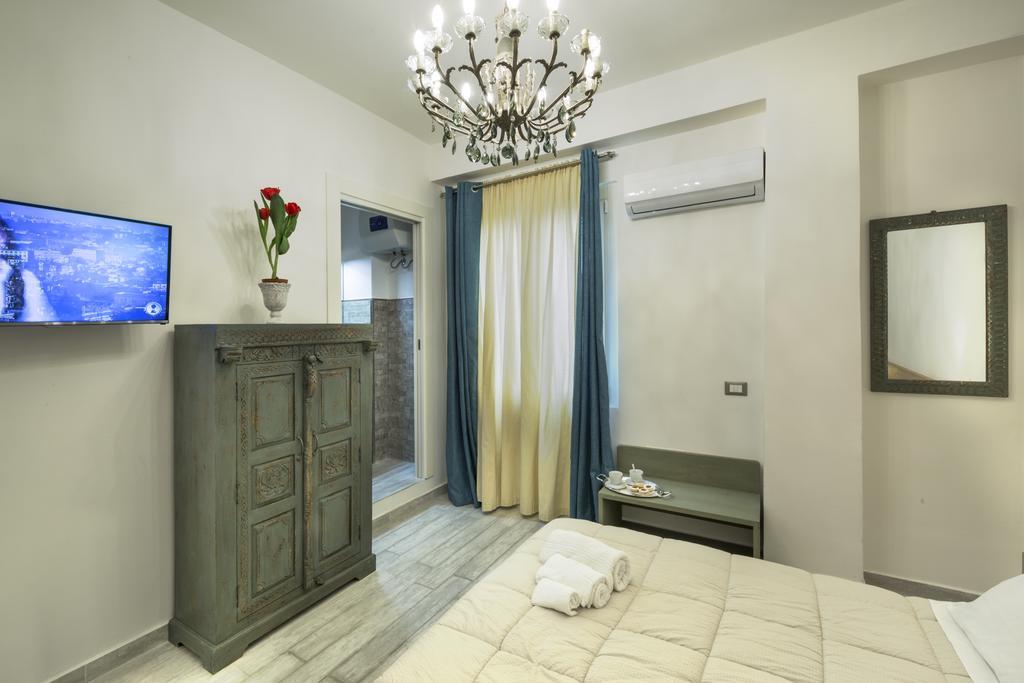 Piazza Martiri Rooms Cagliari Szoba fotó